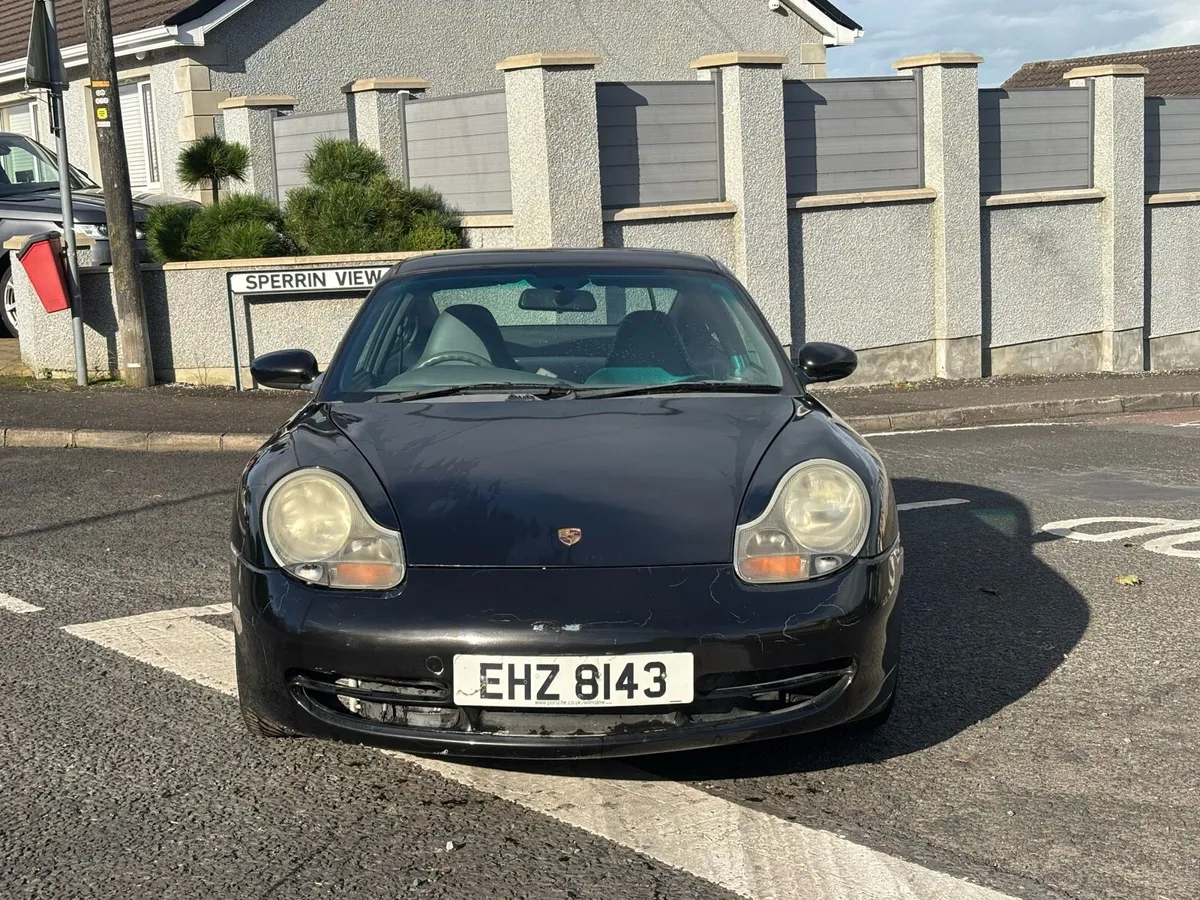 1998 Porsche 911 996.1 Carrera 4 Manual - Image 3