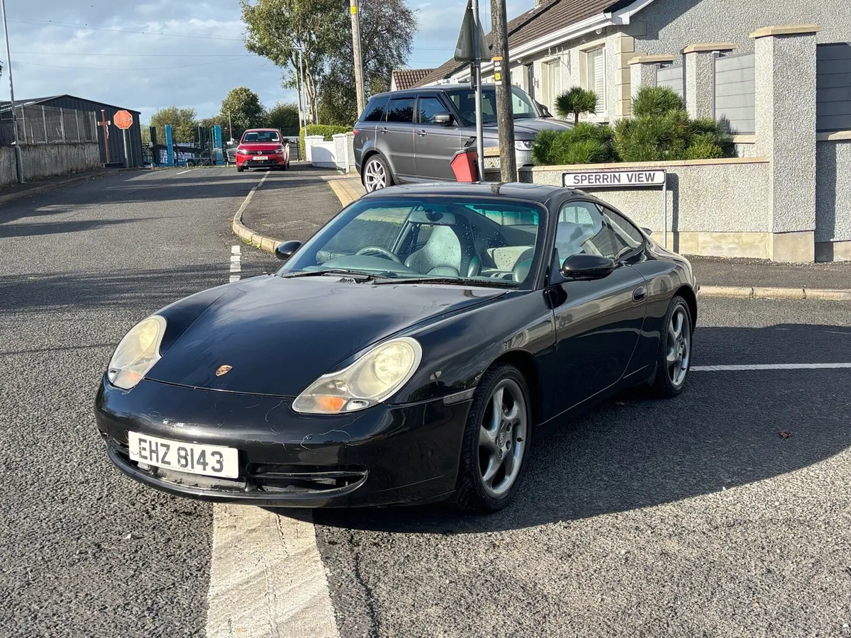 1998 Porsche 911 996.1 Carrera 4 Manual - Image 4