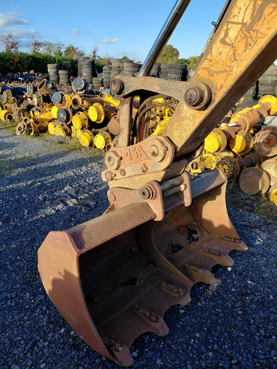Hitachi - Image 2