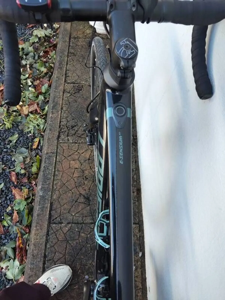 e road bike, pedal assist - Image 4