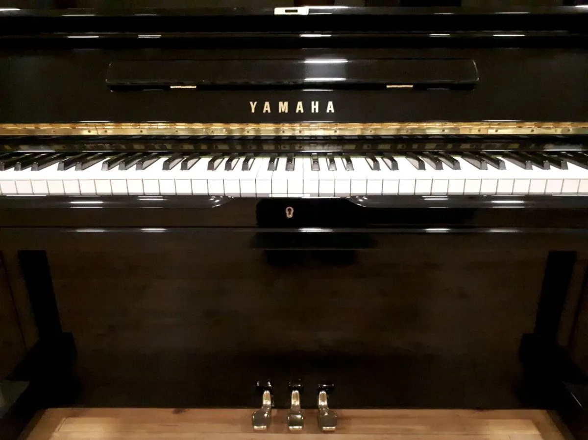 1983 Yamaha U3A | High End Lifetime Instrument - Image 3