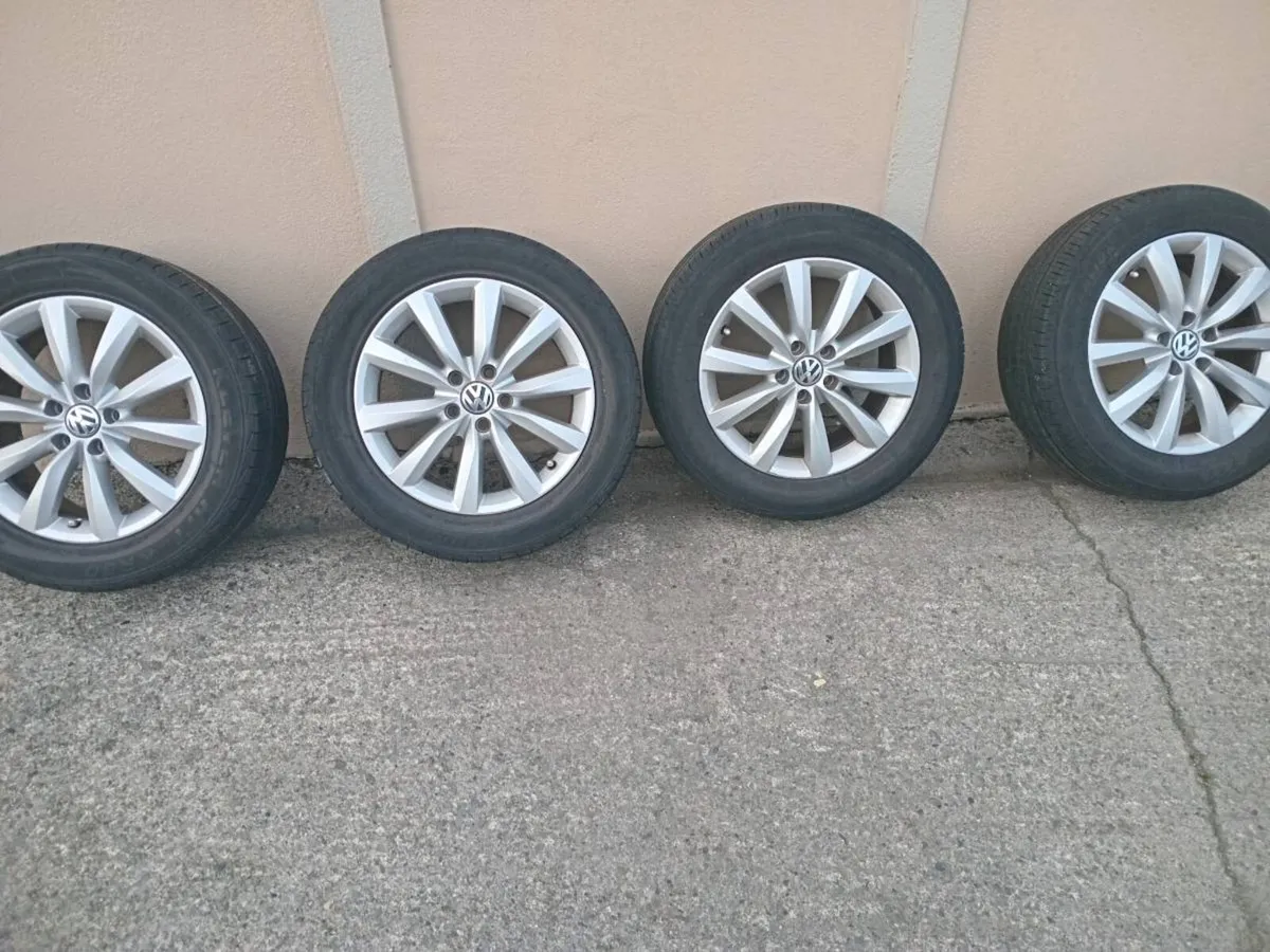 Alloy wheels . - Image 2