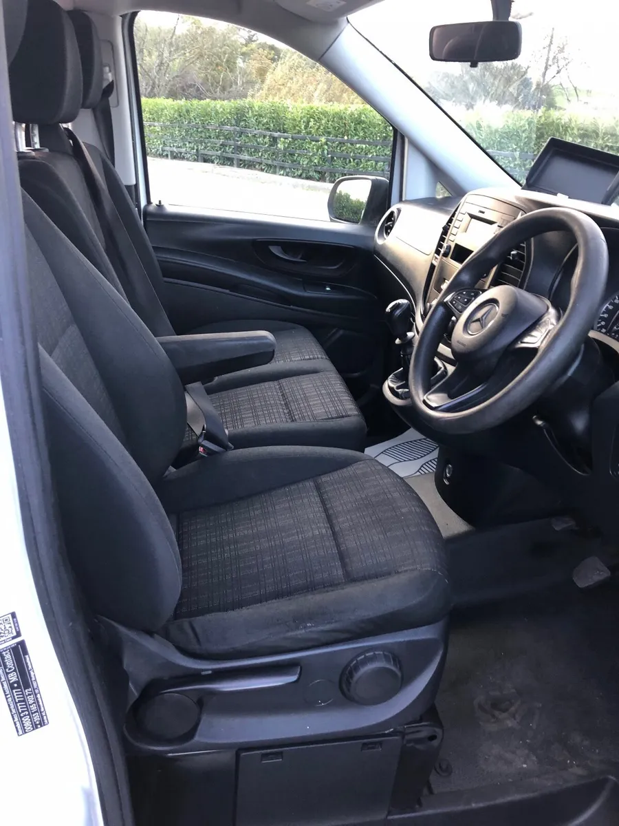 162 Mercedes-Vito  CREW CAB - Image 4