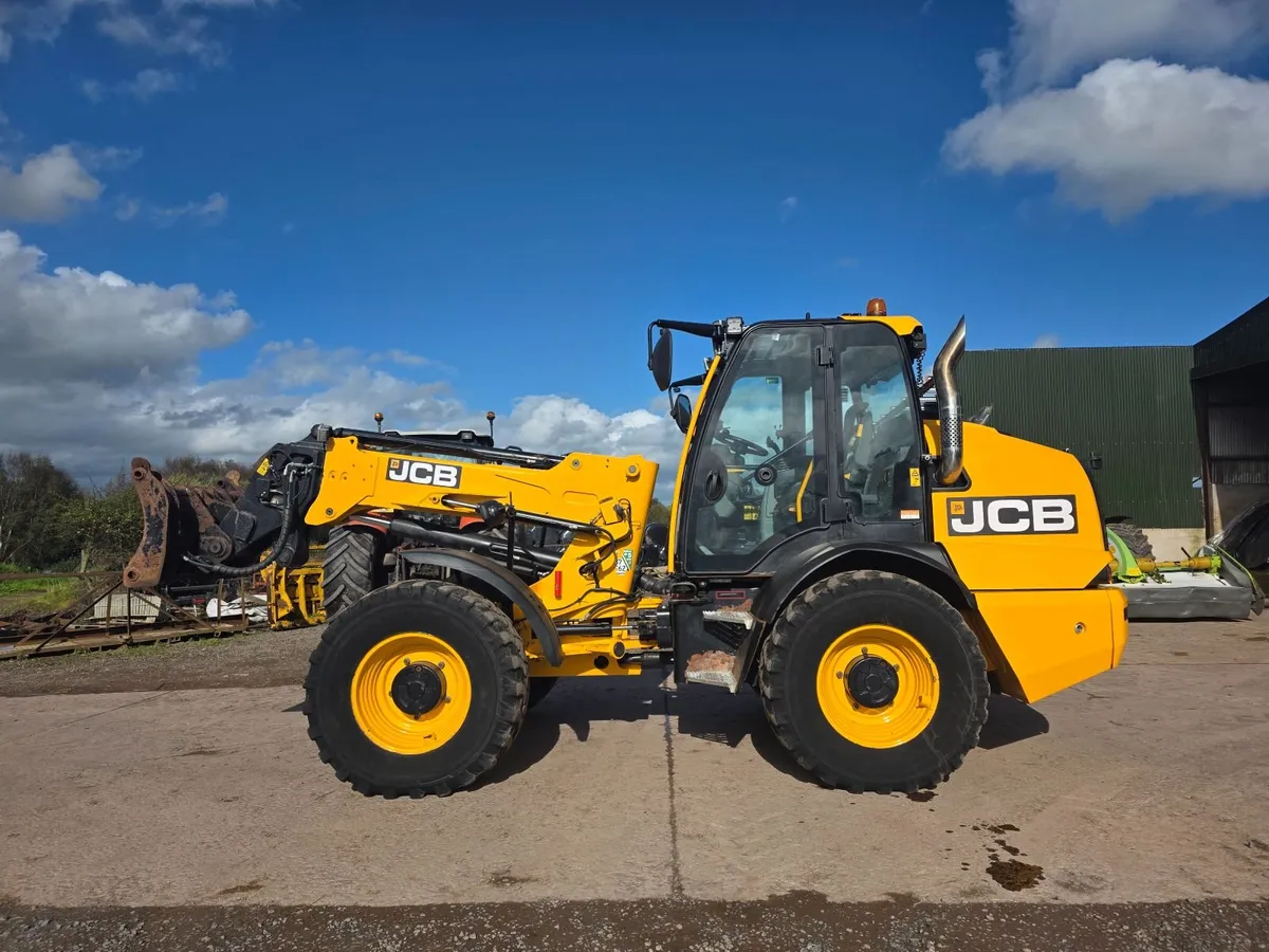 JCB TM 2022 - Image 1