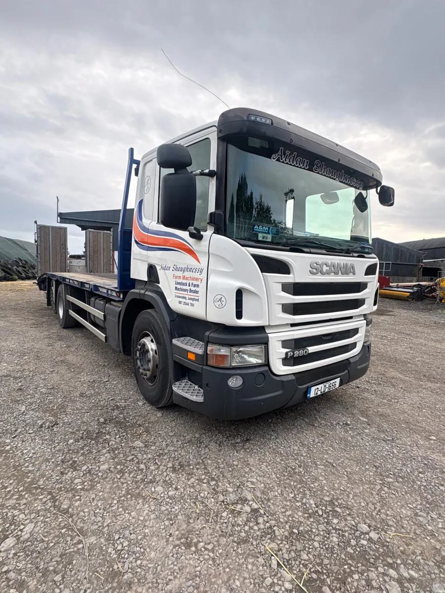 Scania  Beaver Tail Lorry - Image 2