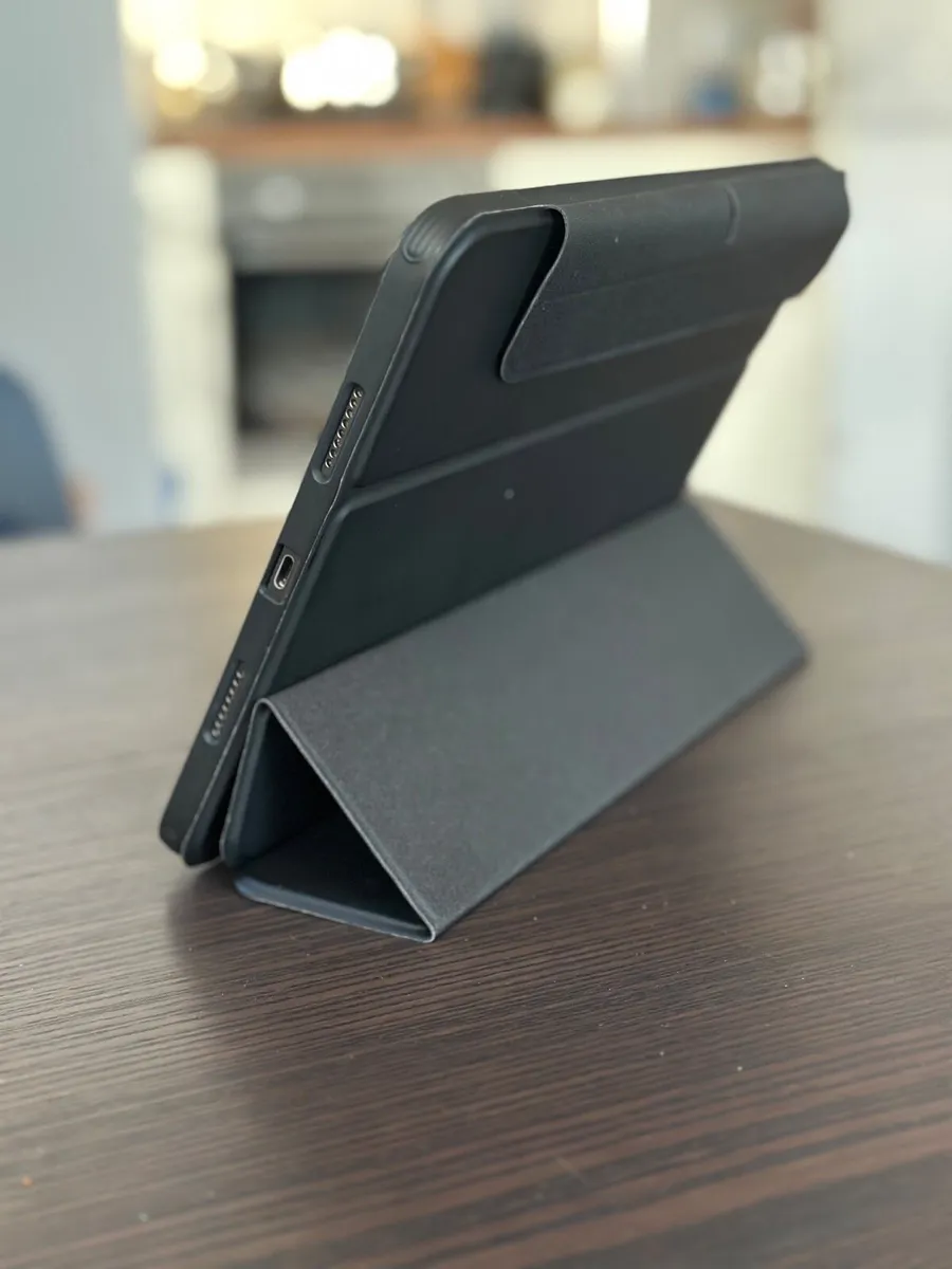 iPad Pro 2021 11inch - Image 2