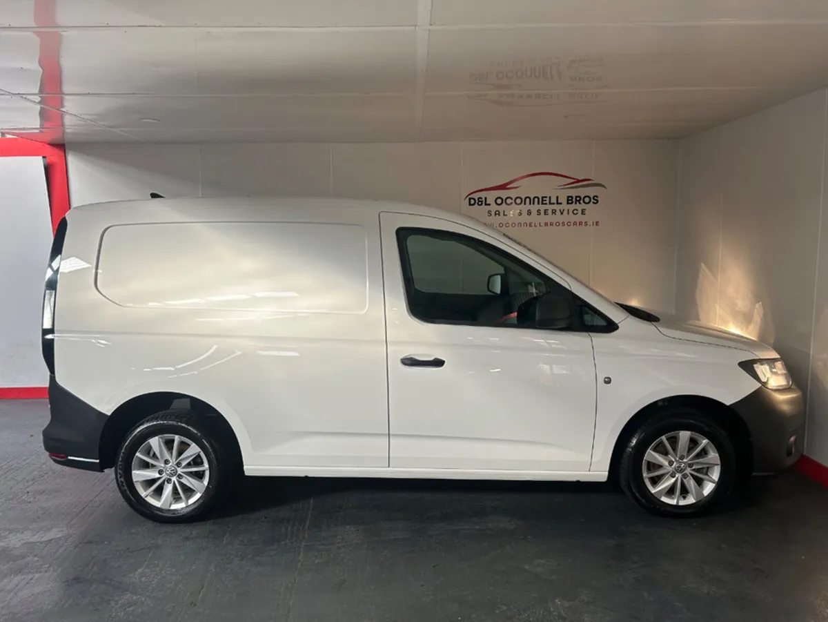Volkswagen Caddy CARGO TDI 102HP M6 MANUAL 6SPEED - Image 3