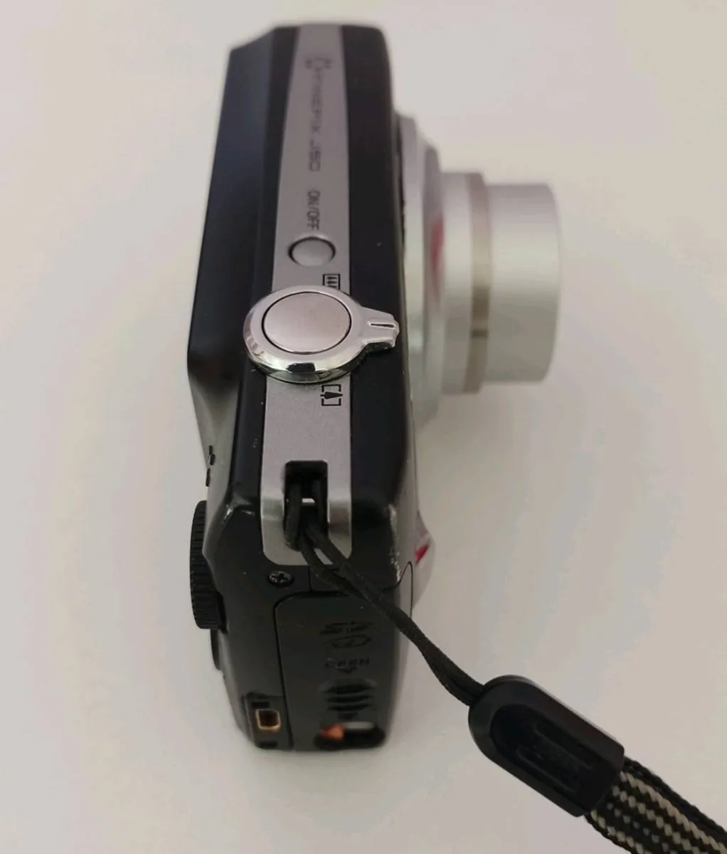 Fujifilm J50 - Image 4