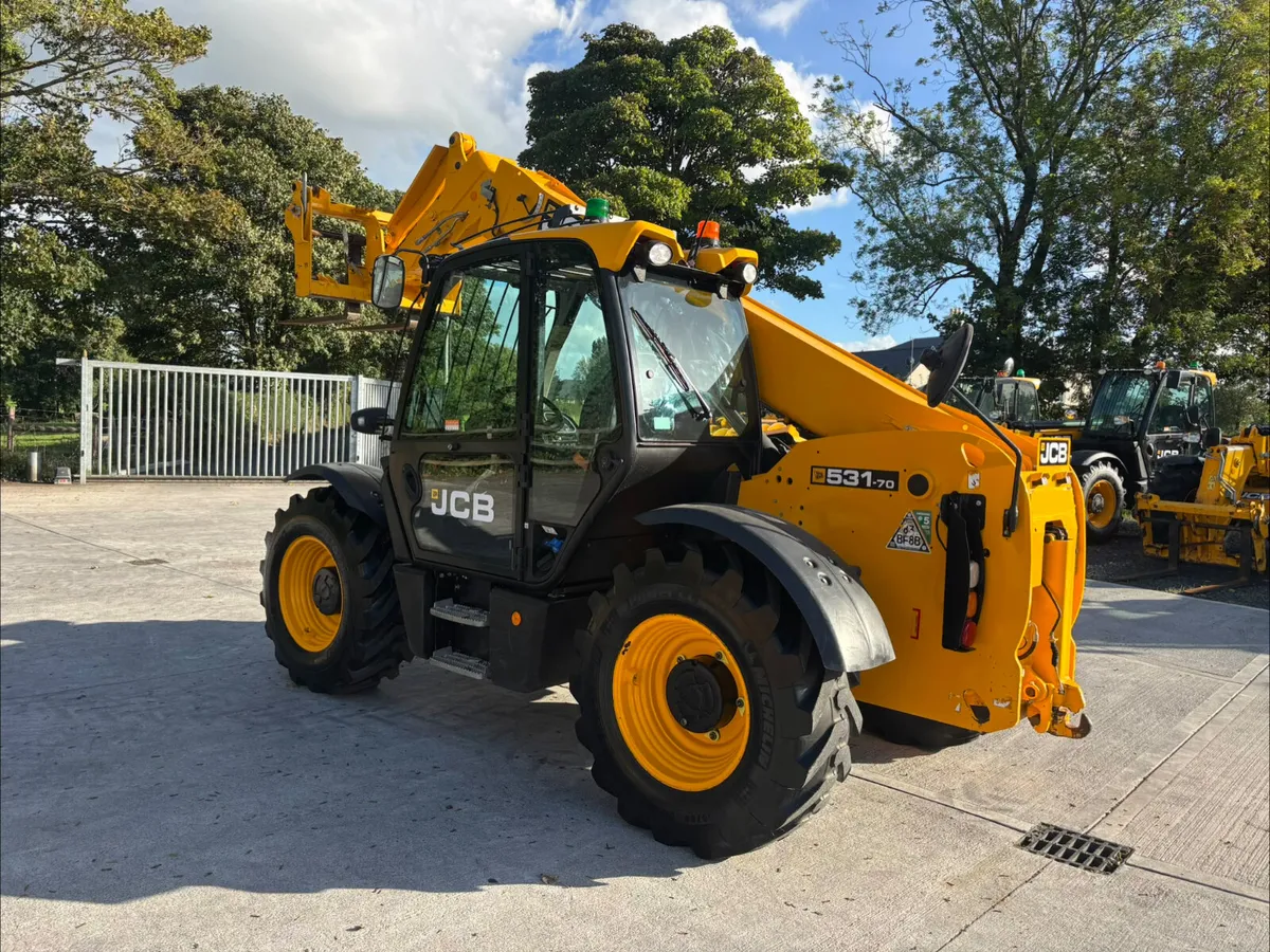 2022 JCB 531-70 AGRI   (2203 HOURS) - Image 3