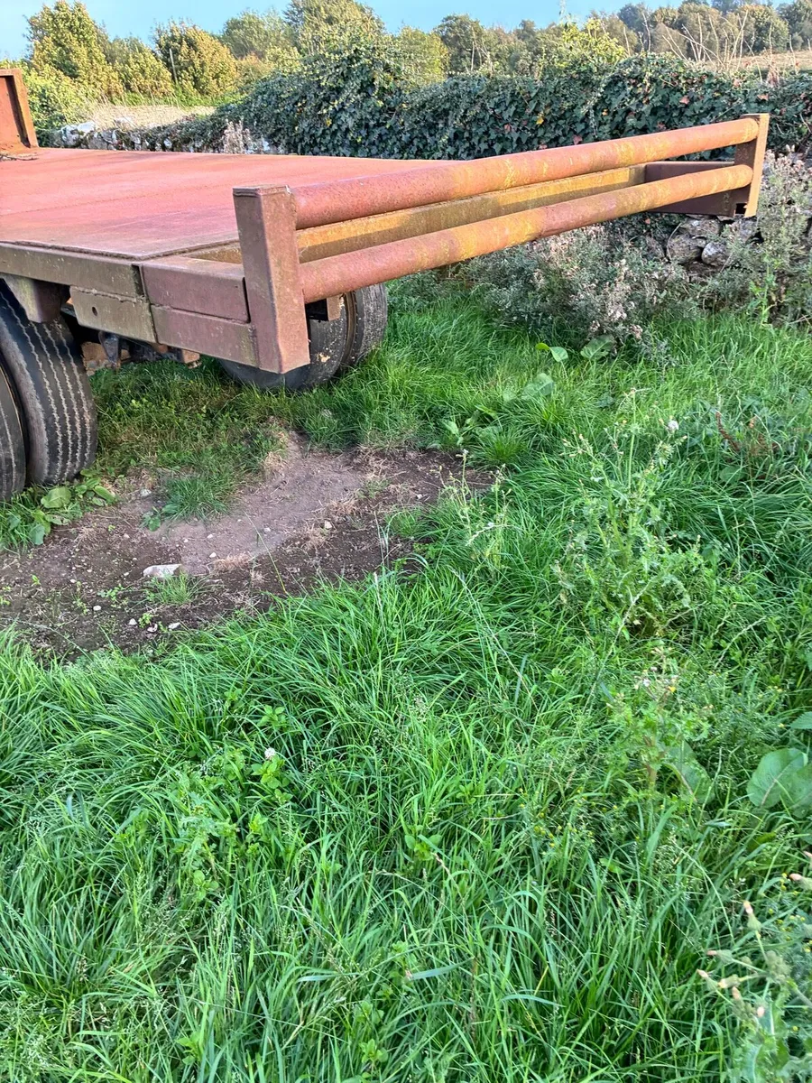 All purpose  steel tipping trailer ideal for bales - Image 4