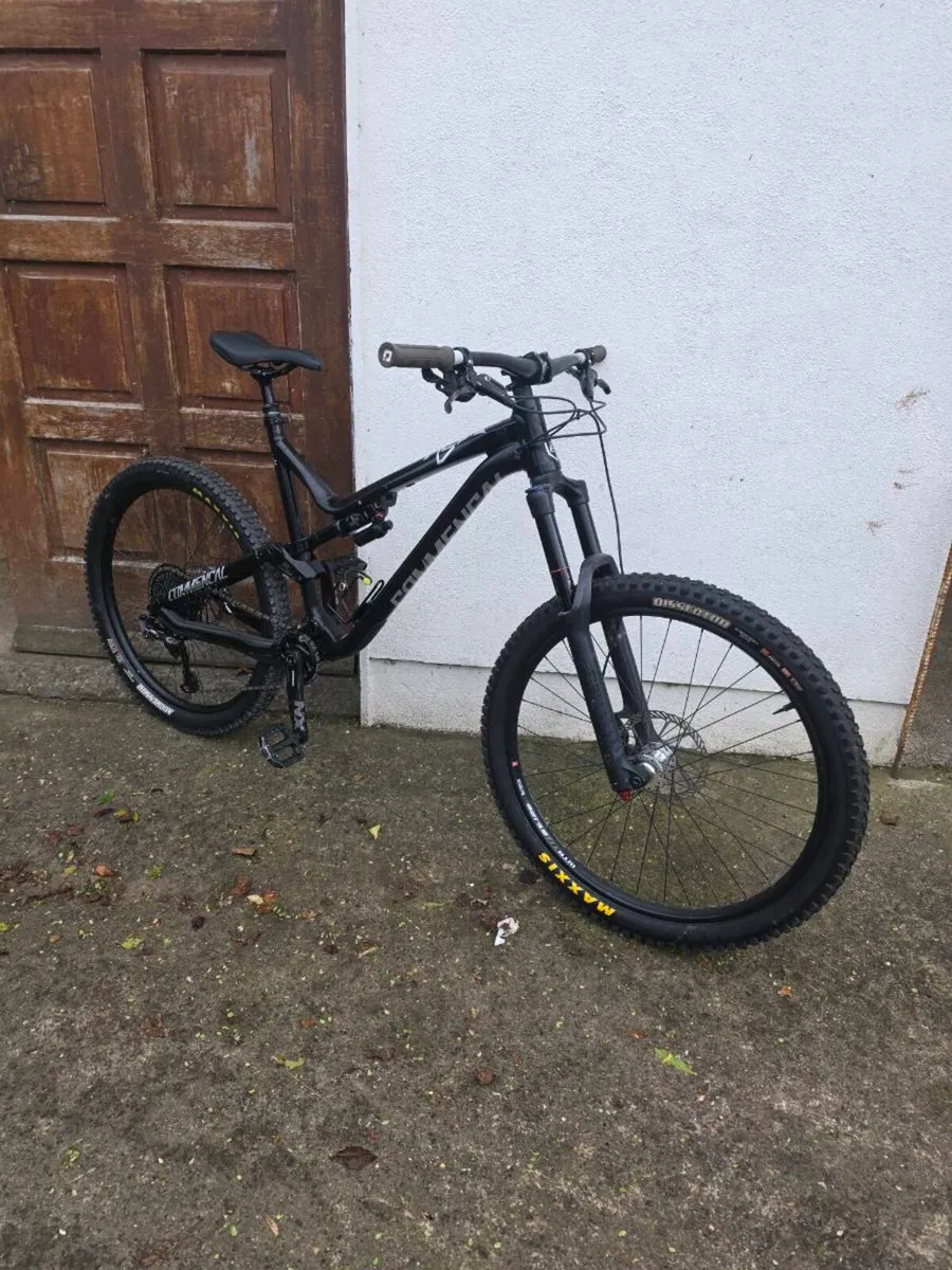 Commencal Meta Am 4.2 XL - Image 1