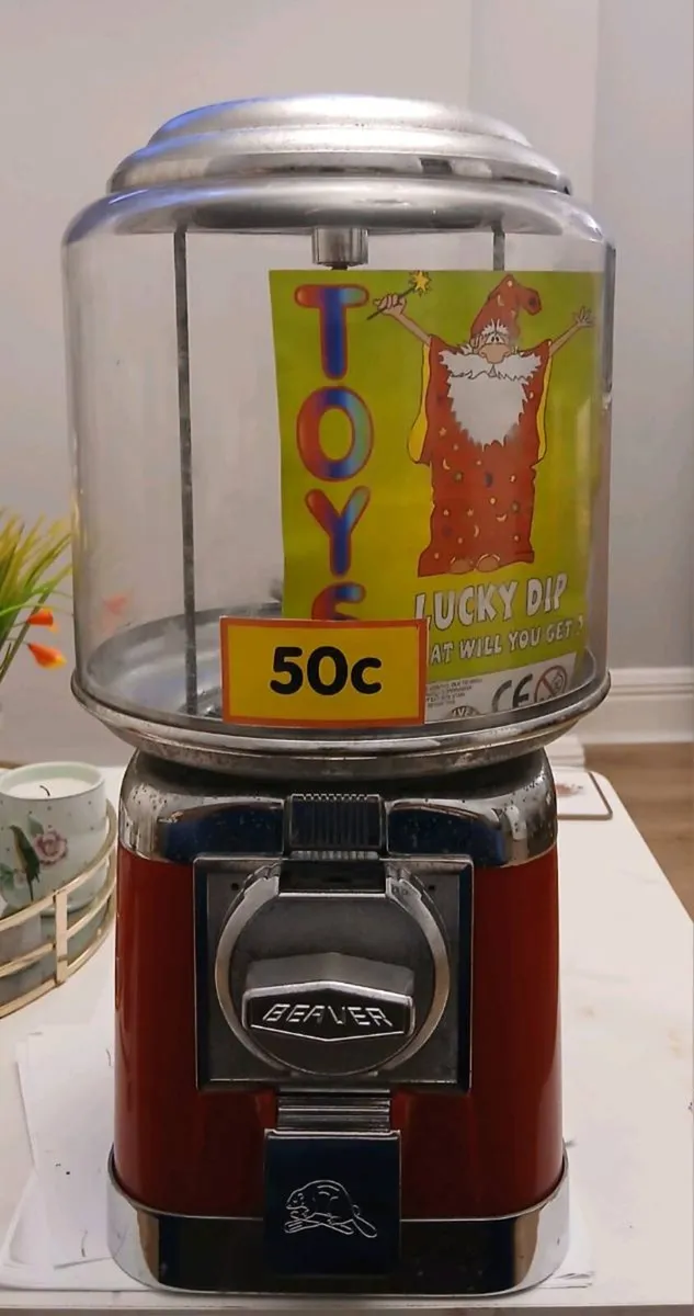 Gumball machines - Image 1