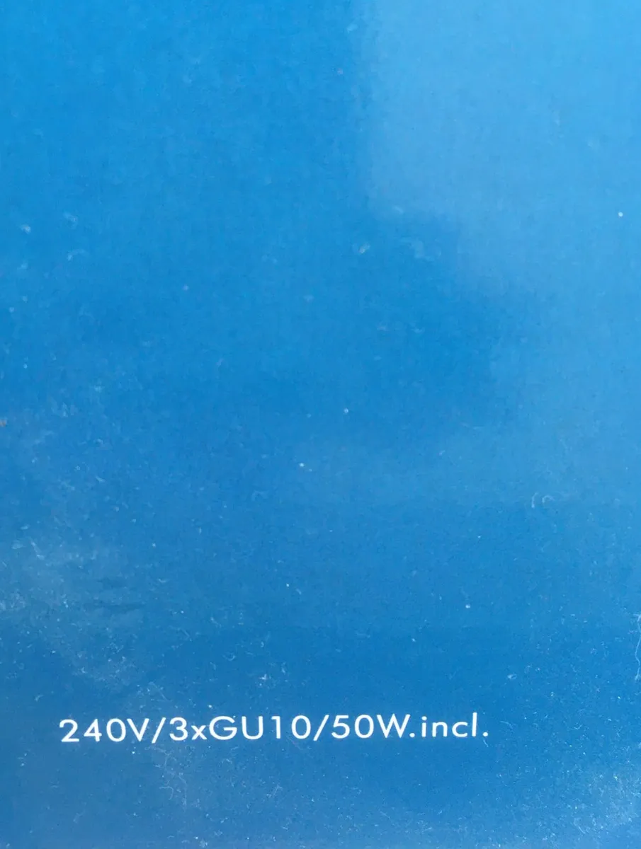 BRAND NEW in Box 3 Way Ceiling Light - Image 2