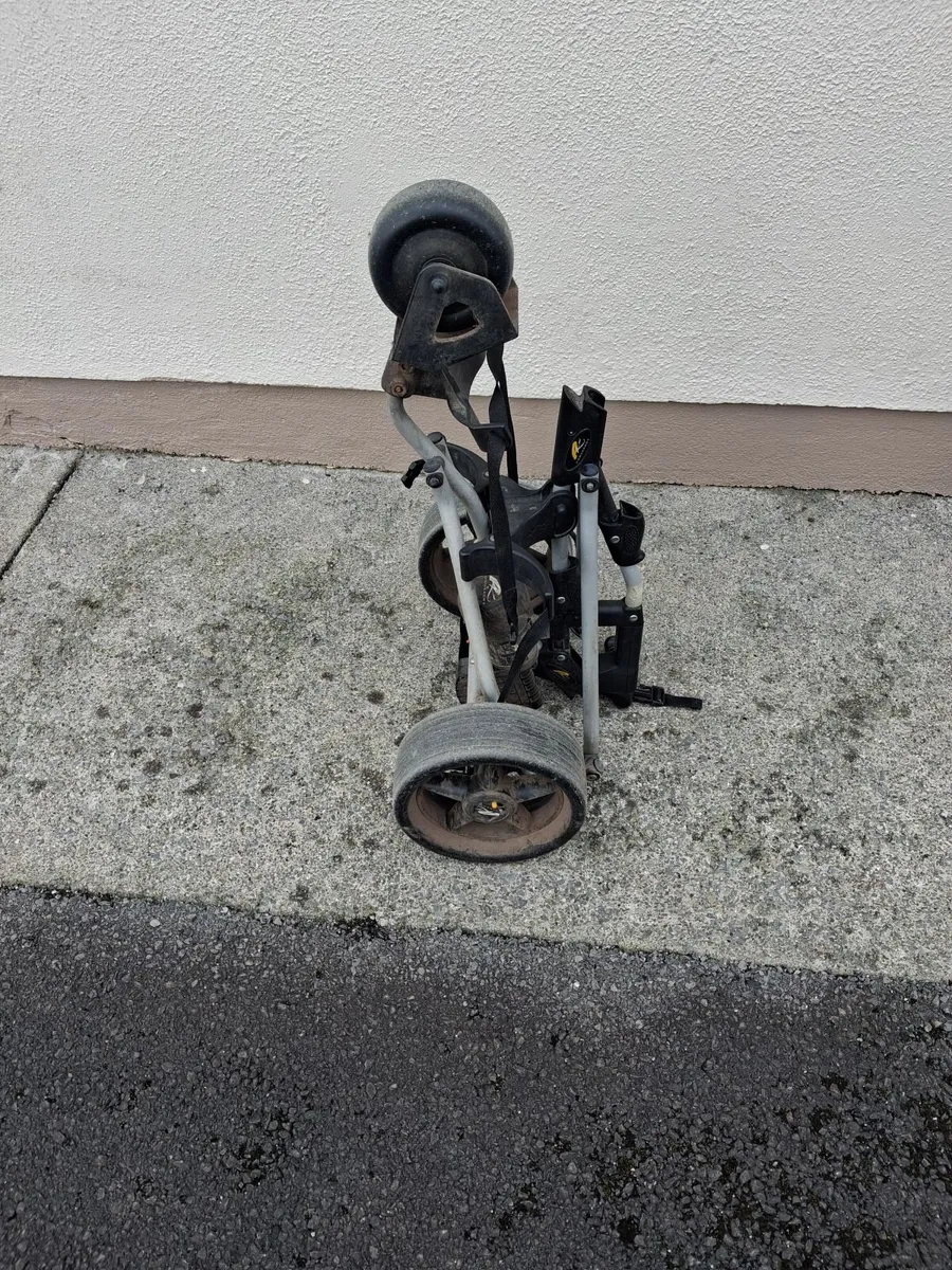 Powakaddy golf trolly - Image 1