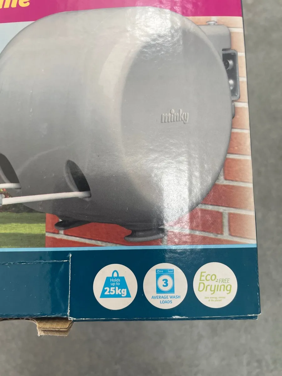 Minky 30 Metre Double Retractable Clothes Line - Image 4