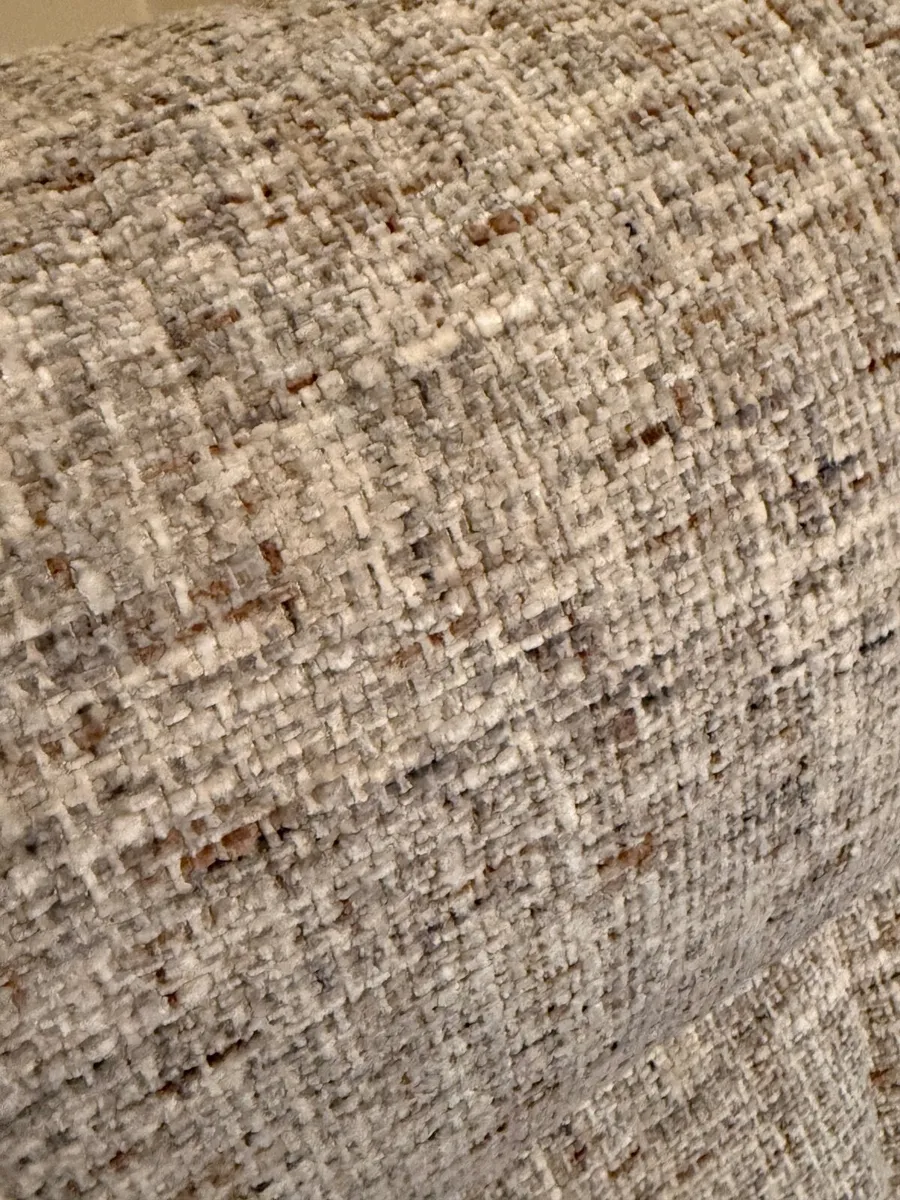 Recliner chairs - Image 1