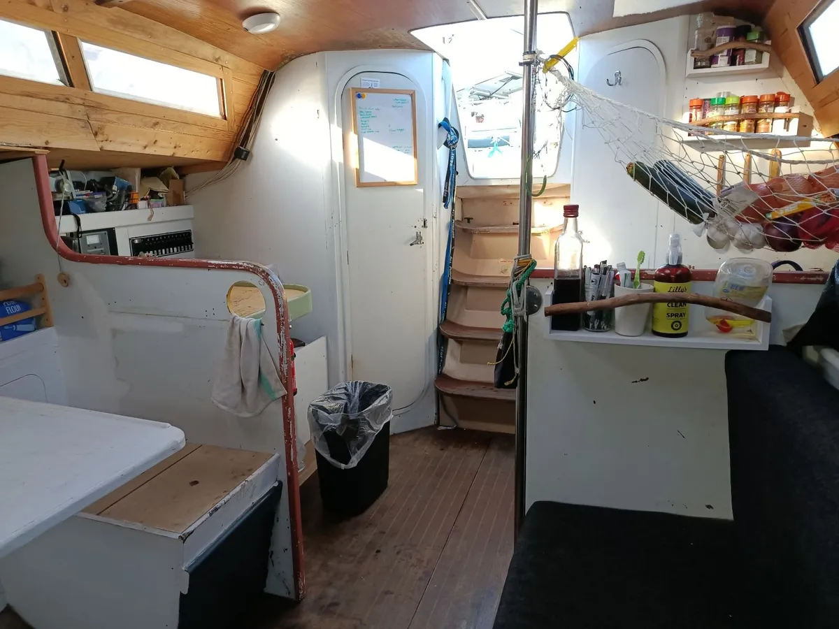 Beneteau First 32 Sailing Yacht - Image 4