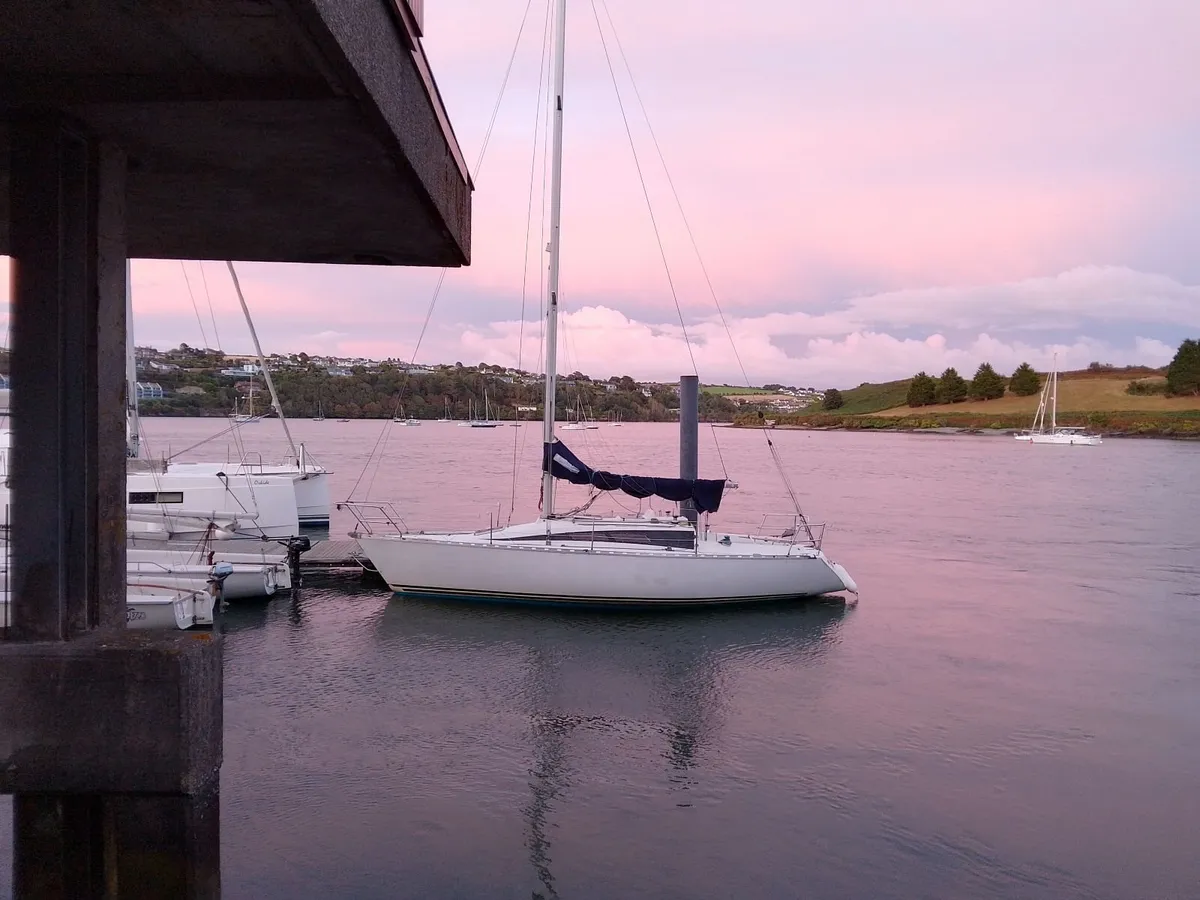 Beneteau First 32 Sailing Yacht - Image 1