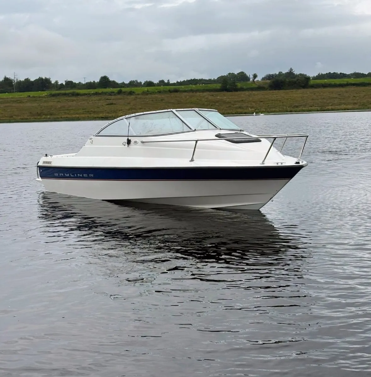 2005 Bayliner 192 cuddy cabin speedboat - Image 1