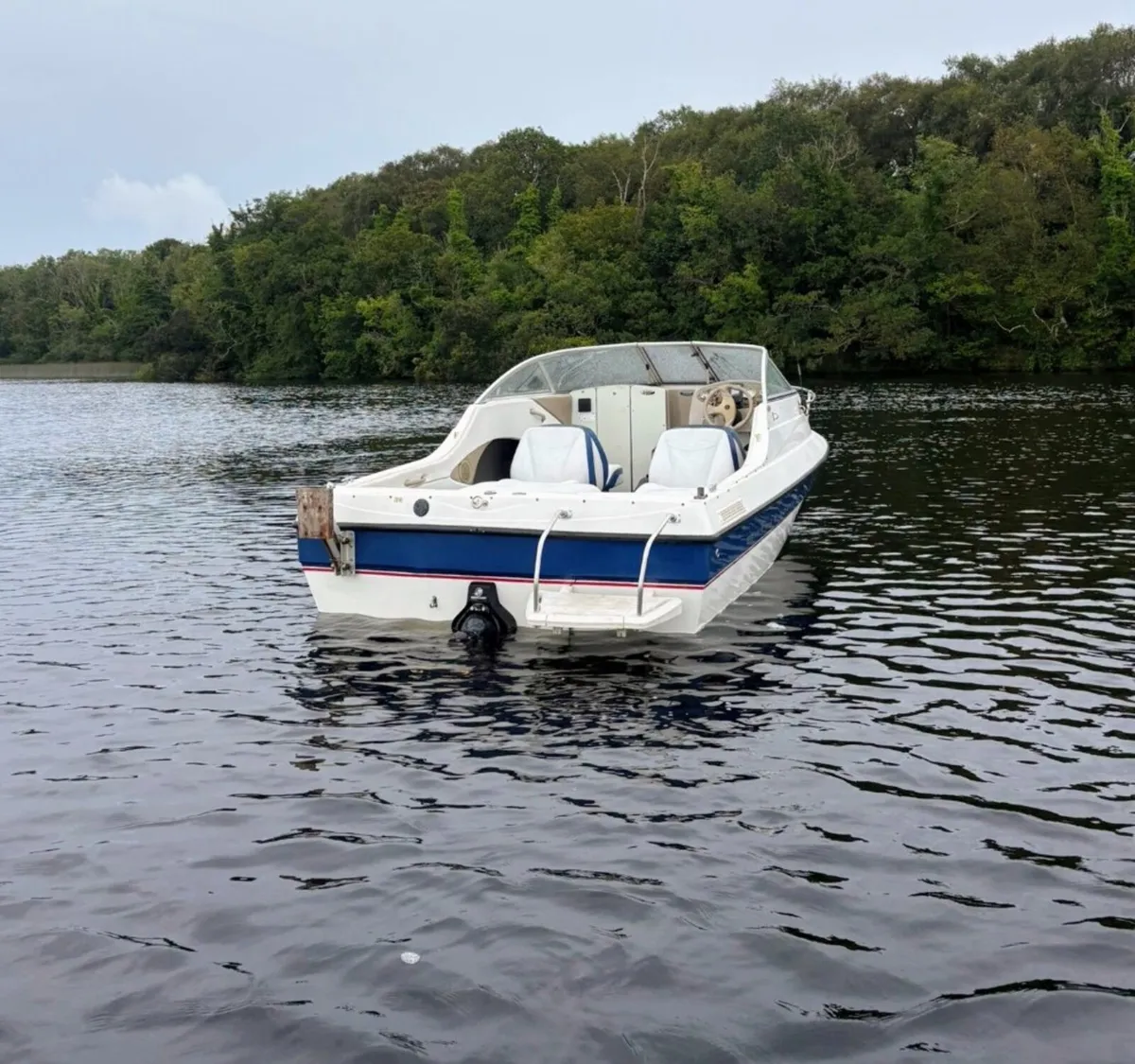 2005 Bayliner 192 cuddy cabin speedboat - Image 3