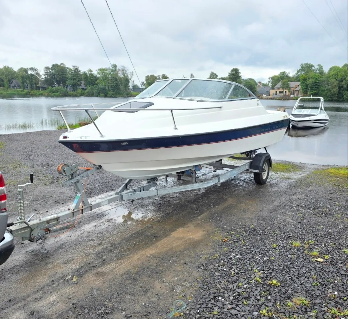 2005 Bayliner 192 cuddy cabin speedboat - Image 4