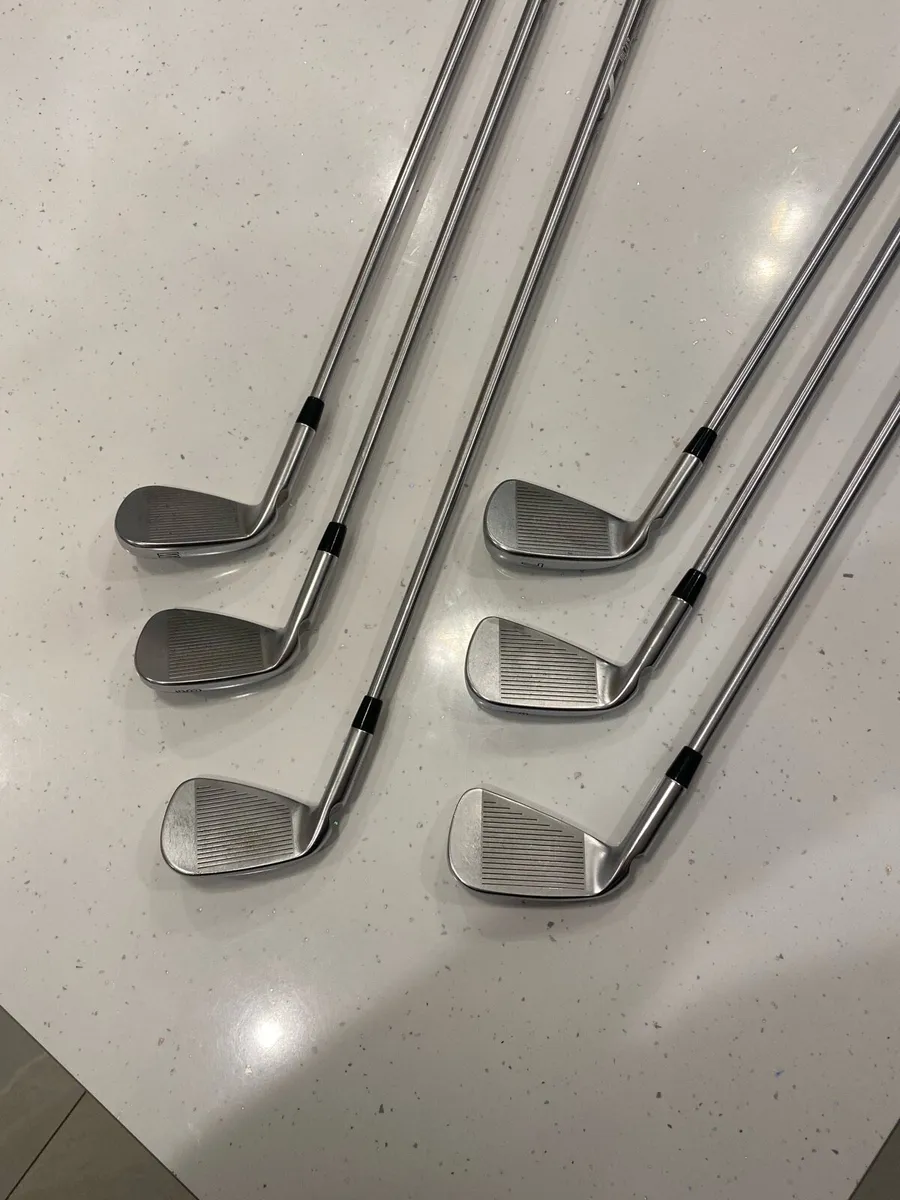 Ping i525 irons, stiff shafts - Image 3