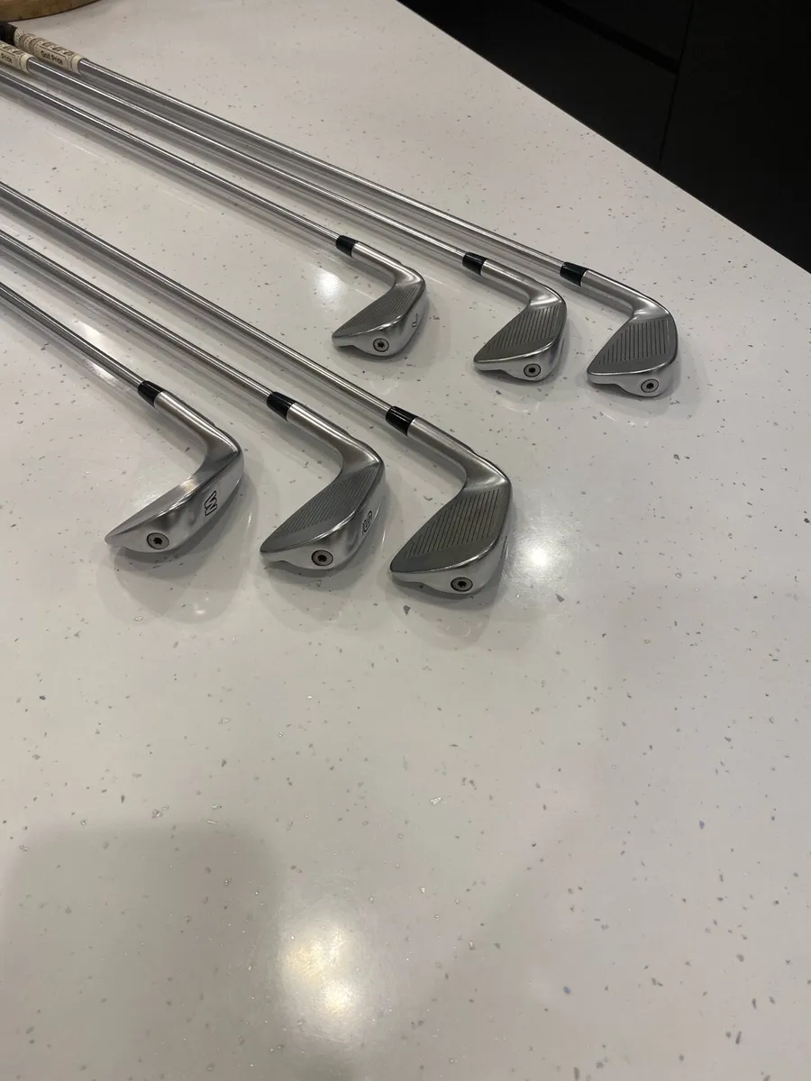 Ping i525 irons, stiff shafts - Image 4