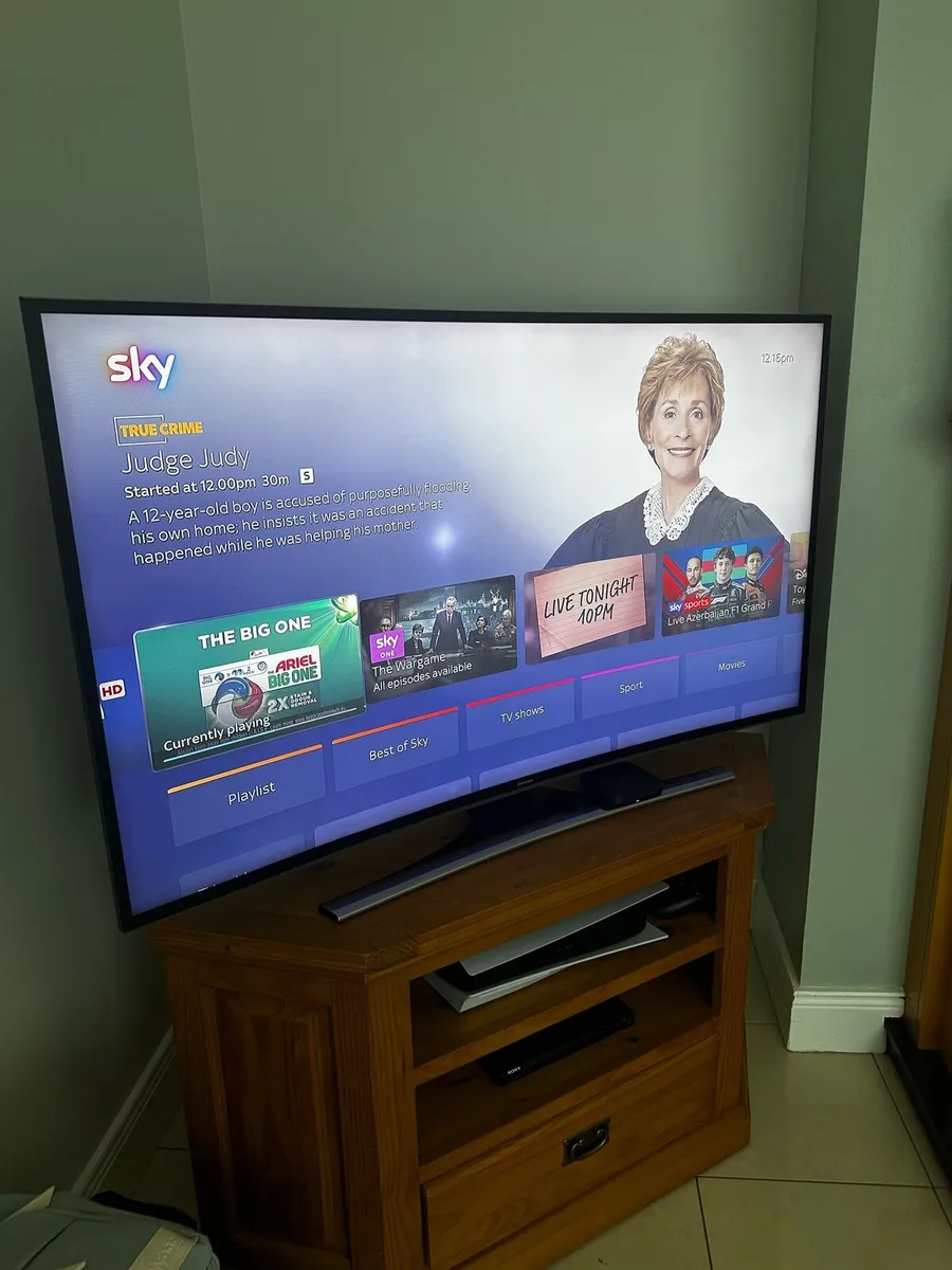 55 inch Samsung Tv - Image 2