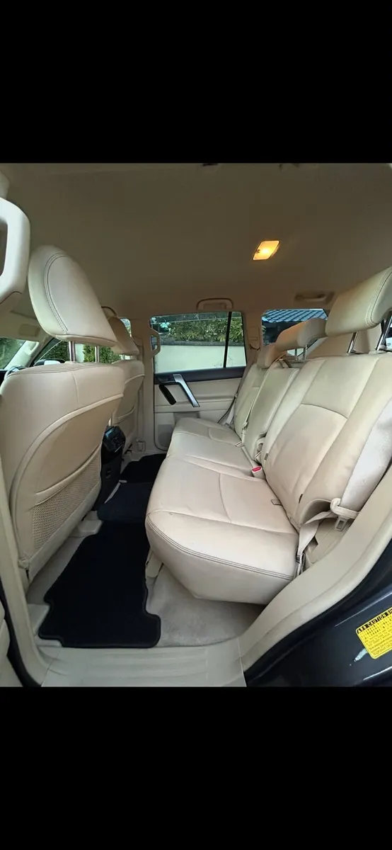 Toyota Landcruiser - Image 4