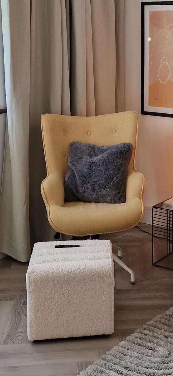 Arm Chair - Image 1