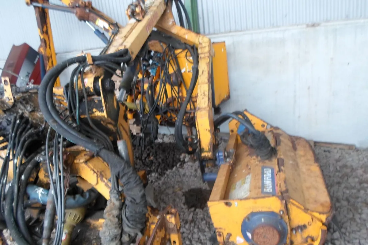 HEDGECUTTER - Image 2