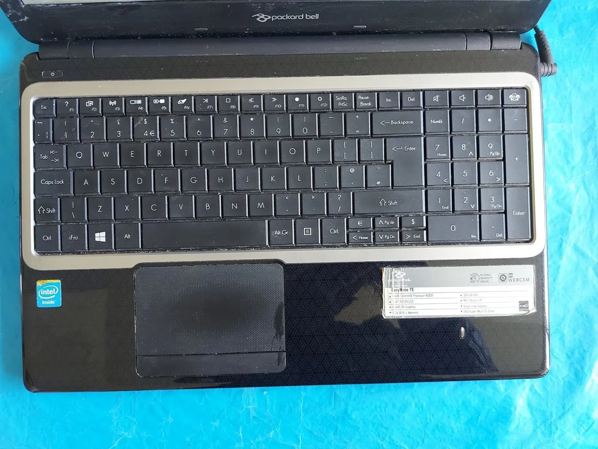 PackardBell 15.6 inch Laptop, 4GB Ram, 300GB HDD, - Image 3