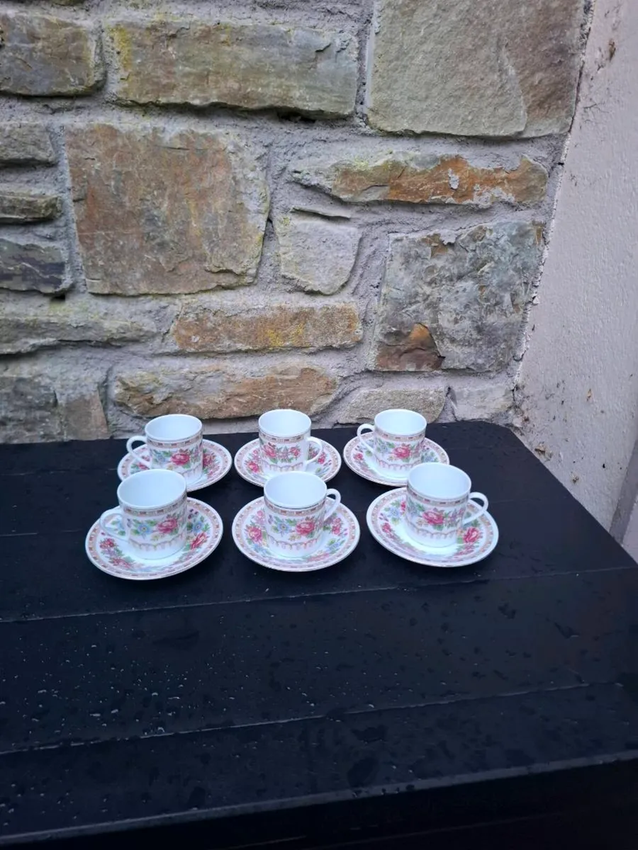 Floral china espresso cups and saucers - Image 2