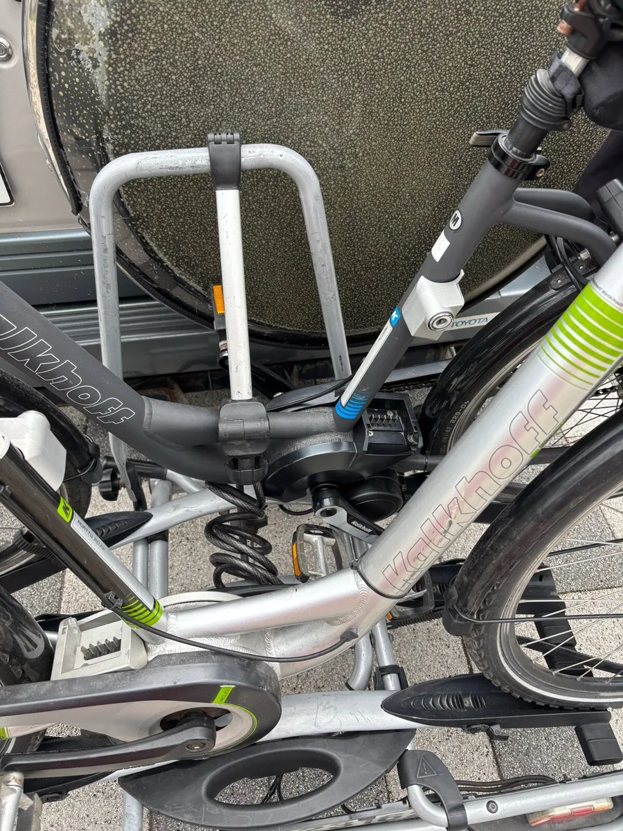 2 Electric Bikes & Carrier - Image 2