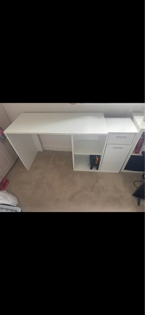 Desk - Image 2