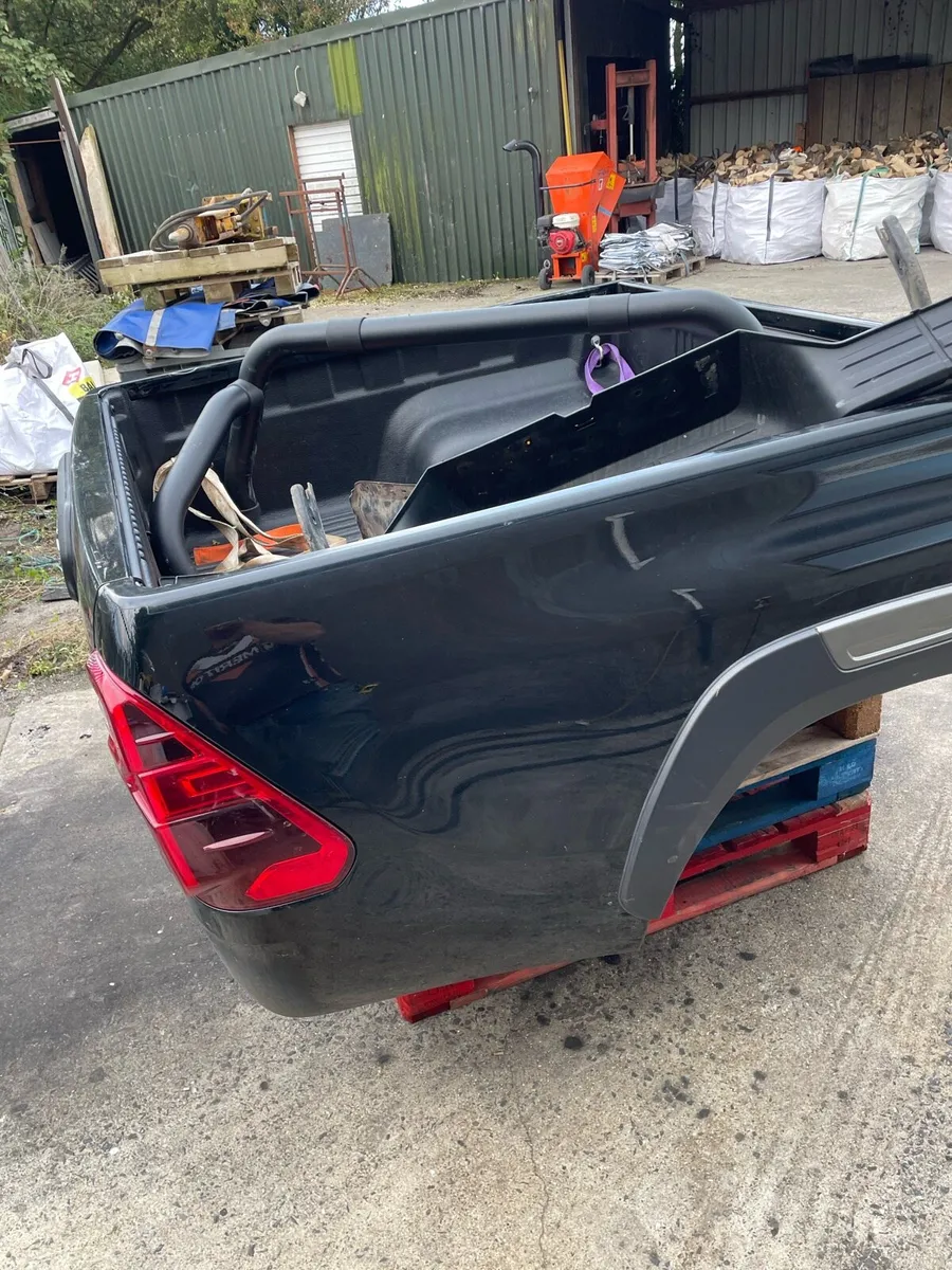 Toyota hilux tub - Image 3