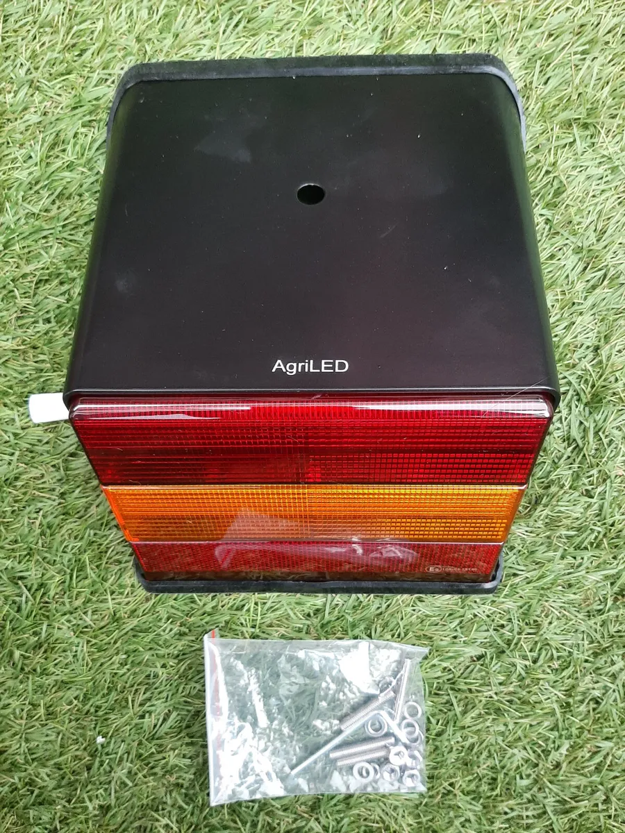 NH 40 Series,  6640, 7840, 8340 LED Tail lights - Image 4