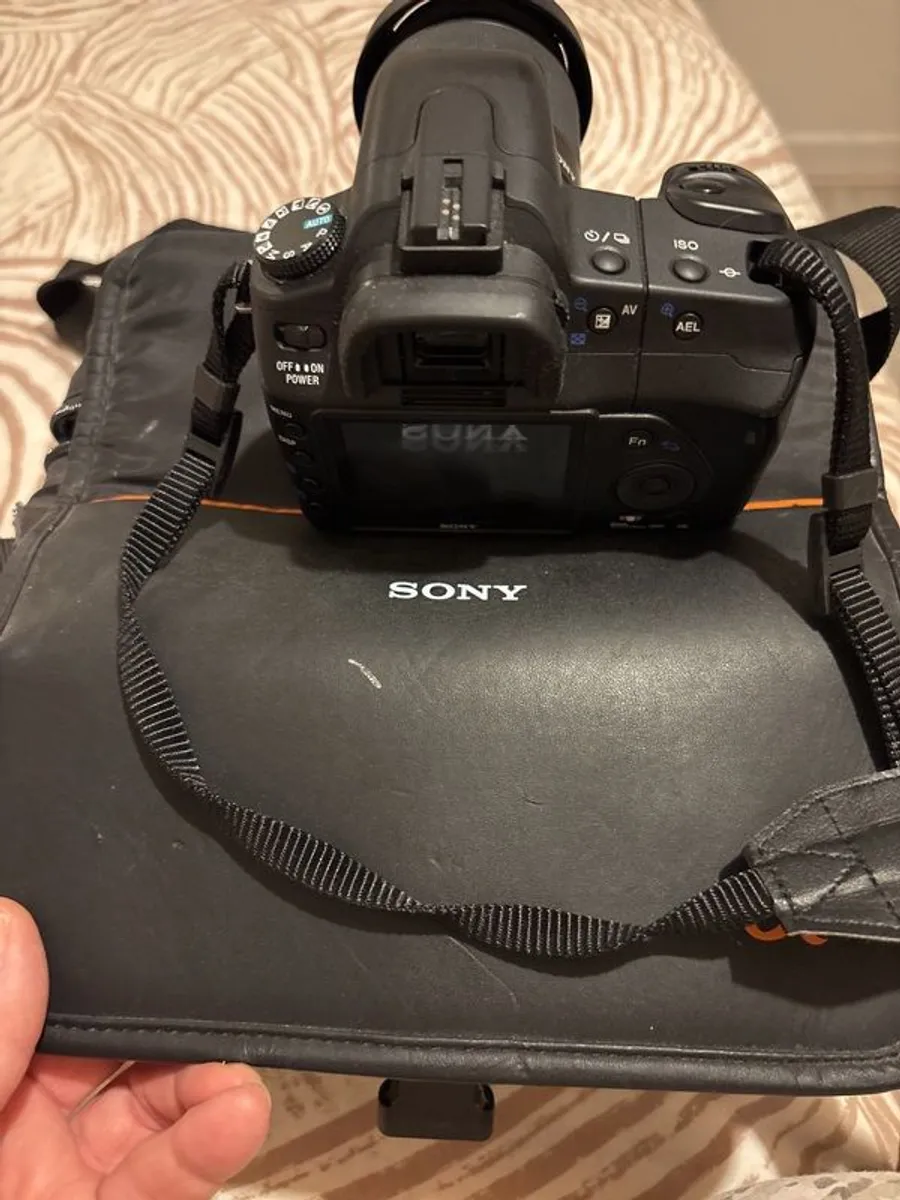 camera - Image 2