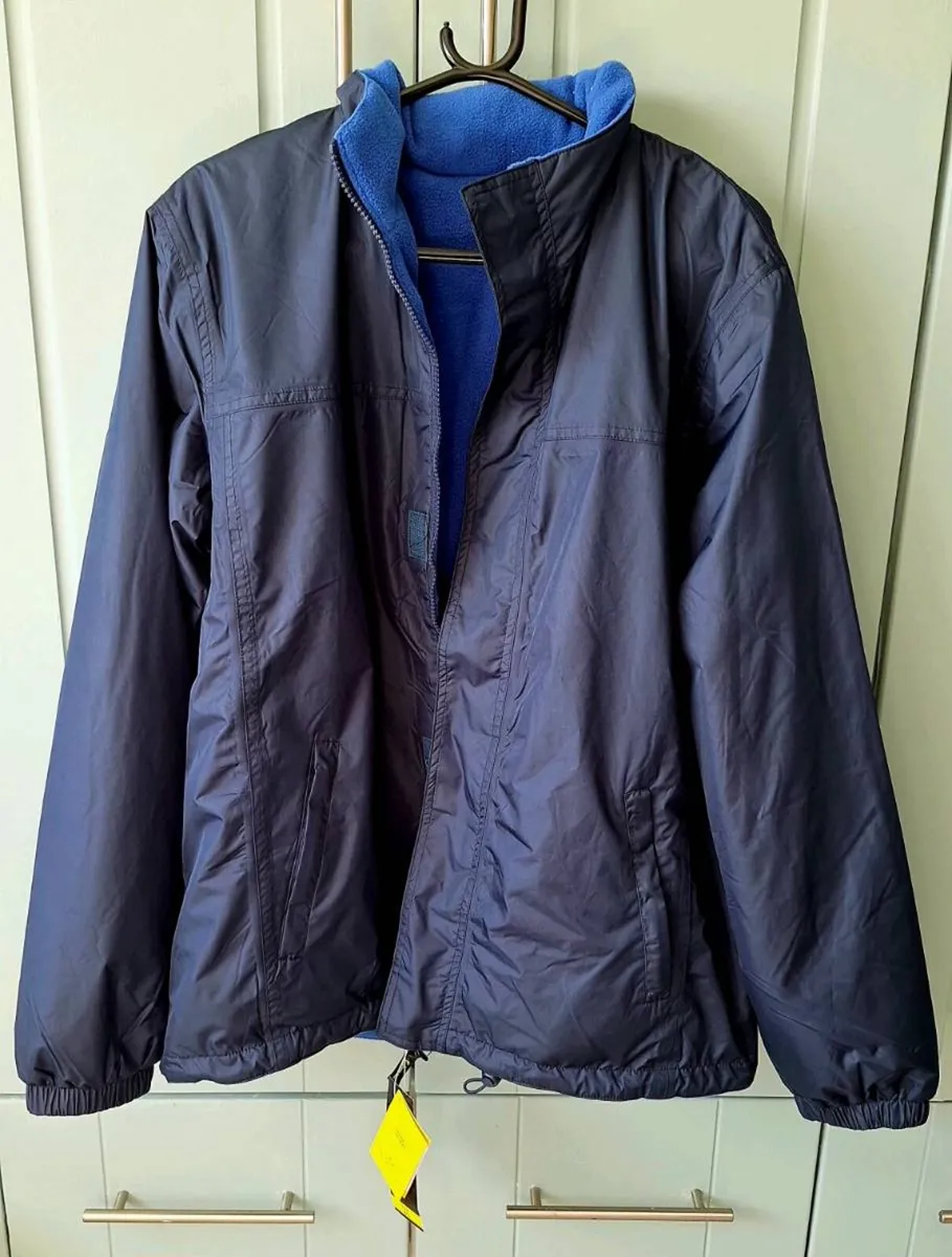 Waterproof Mens navy Jacket - Image 4