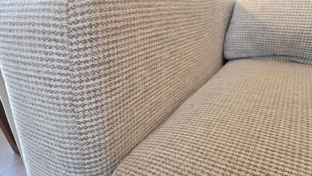 Premium designer Sofa - Image 4