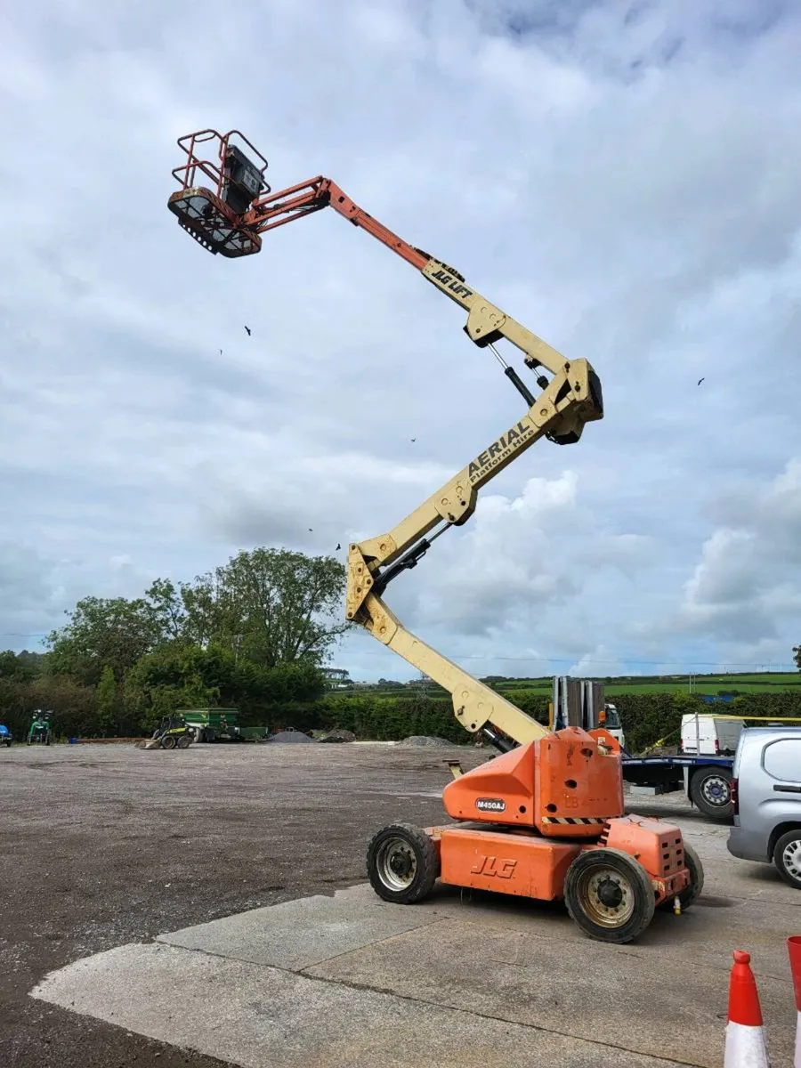 Boomlift cherrypicker - Image 1