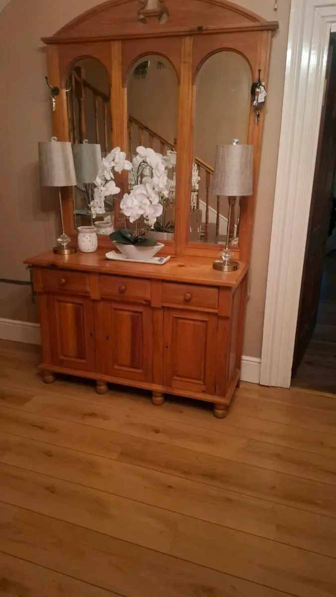 Hall dresser unit and book shelf - Image 1