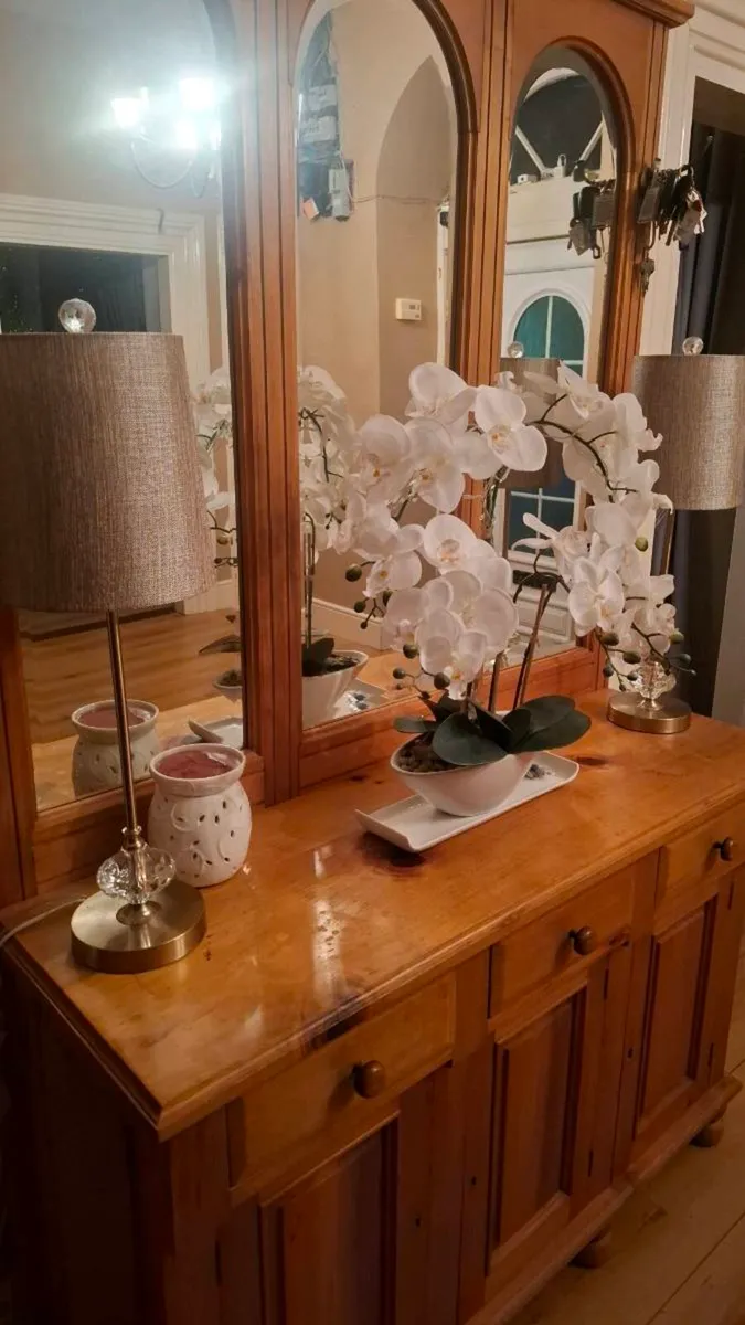 Hall dresser unit and book shelf - Image 3