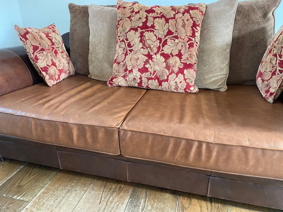 3 seater and 2 seater sofa - Image 3