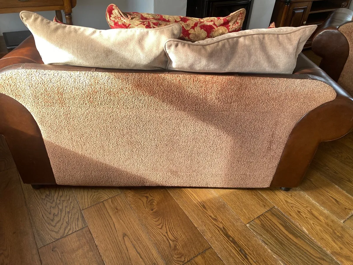 3 seater and 2 seater sofa - Image 4