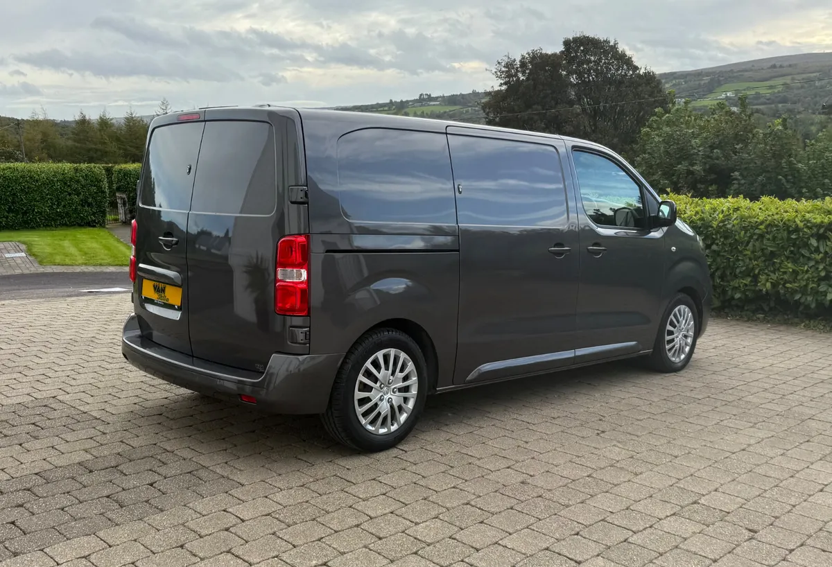 2023 Vauxhall Vivaro Pro 120bhp 2700 L1H1 - Image 4