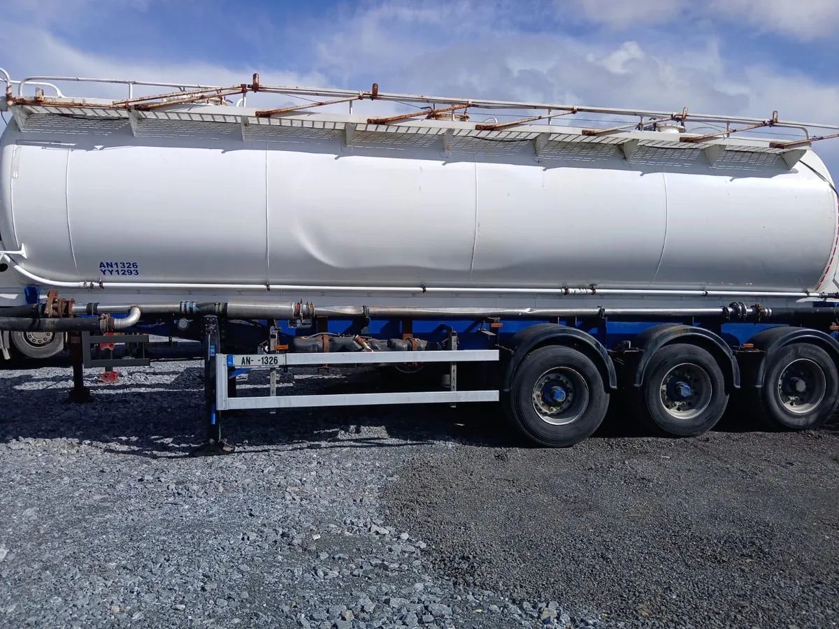 Tanker - Image 2