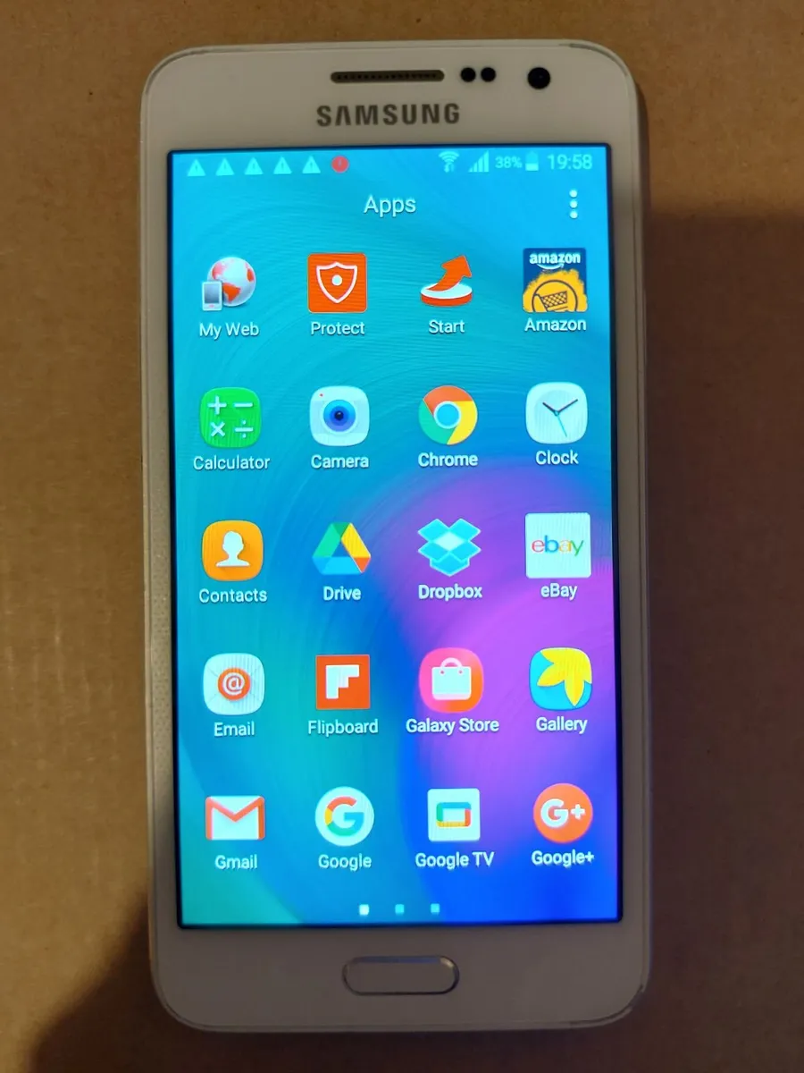 Samsung Galaxy A3, Model SM-A300FU, 16GB, - Image 4