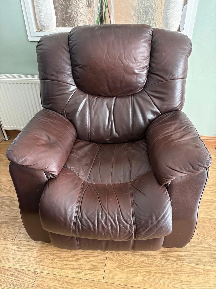 Brown leather three seater couch and armchair - Image 3