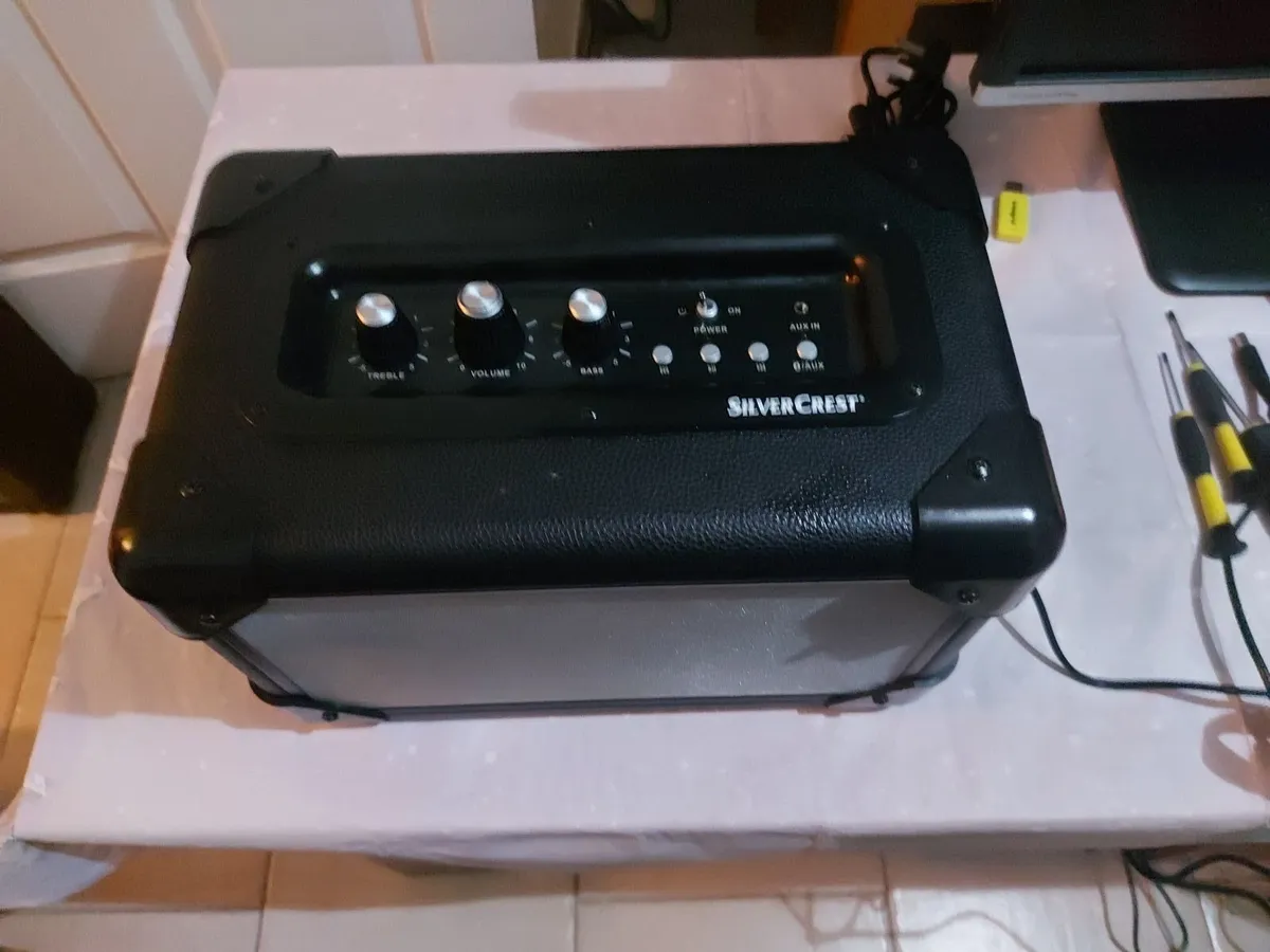 Silvercrest Bluetooth-Stereo-Vintage-Speaker SBLV - Image 1